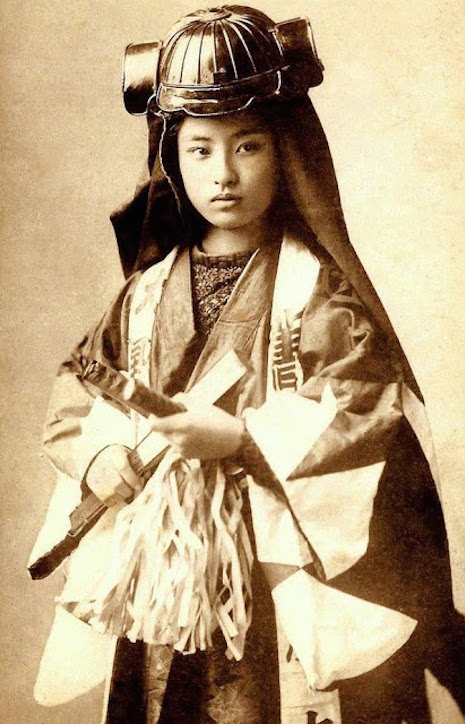 Onna-bugeisha_zene samuraji (9)