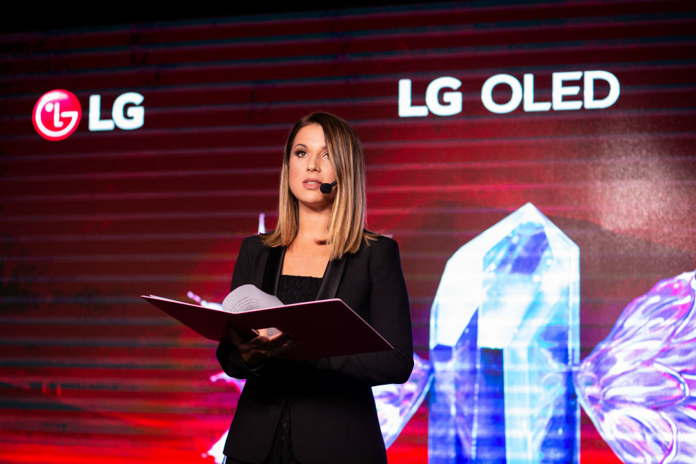 LG OLED Medeja (15)