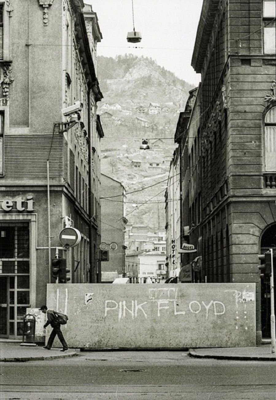 Pink Floyd, Kemal Hadžić, 1993