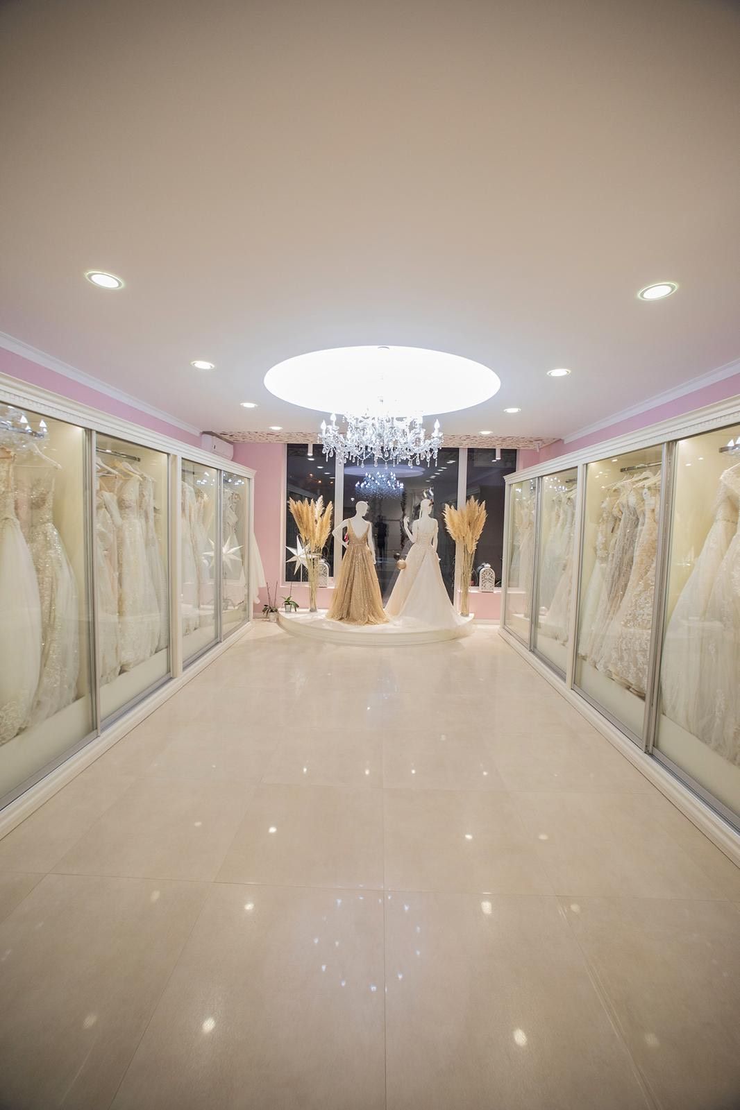 Ena Hadžiosmanović & Lovely Bride salon: Deset godina bridal čarolije