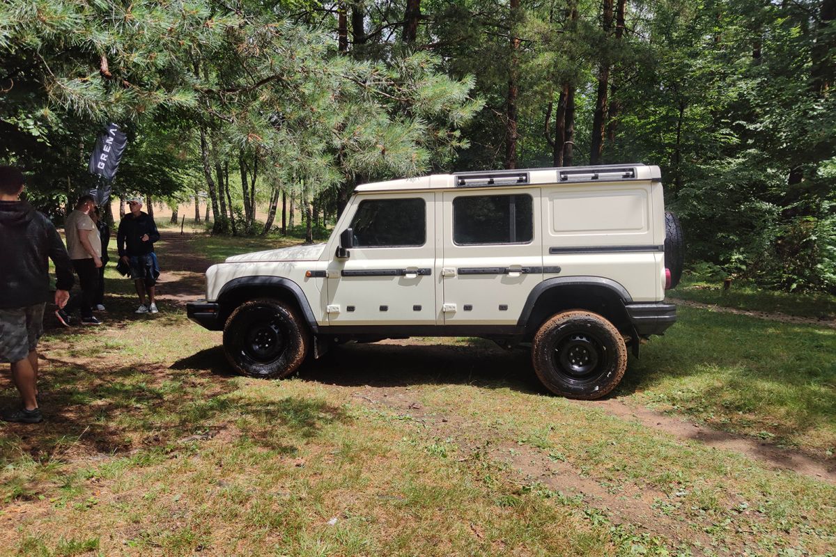 U Bosni i Hercegovini predstavljen automobilski brend INEOS i beskompromisni off-road model GRENADIER