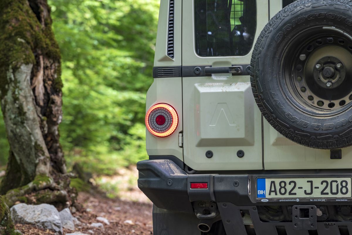 U Bosni i Hercegovini predstavljen automobilski brend INEOS i beskompromisni off-road model GRENADIER