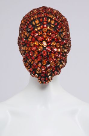 Maison Margiela maska Matthieu Blazy