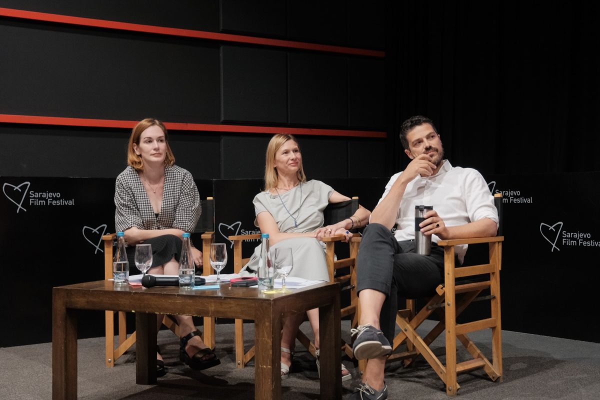 Asja Krsmanović, Elma Tataragić i Jovan Marjanović