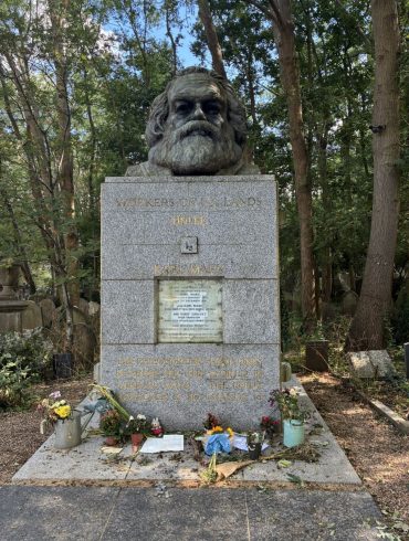 karl marx labubu