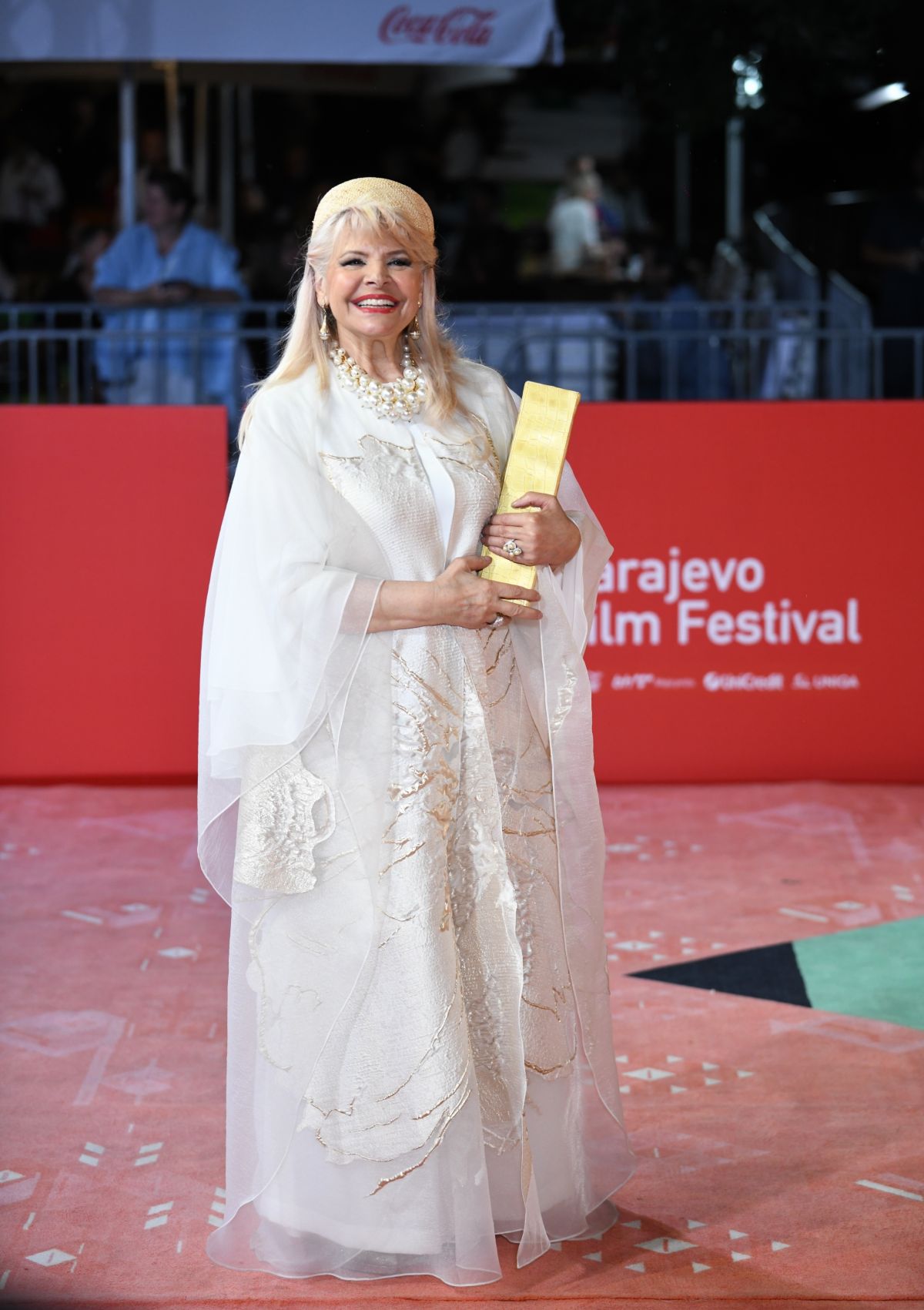 Hanka Paldum Kaftan Stduio Hrapović hats