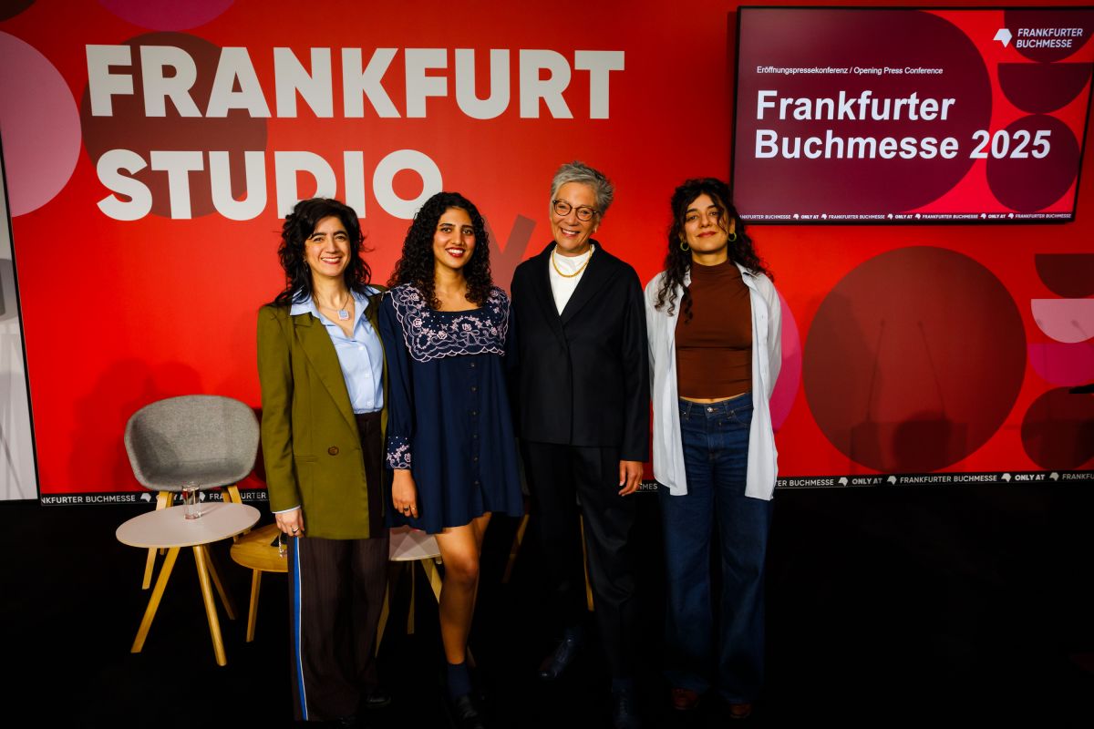 Vanina Colagiovanni (Publishing Director, Gog & Magog, Argentina), Mehar Anaokar (Editor, Serpent’s Tail Classics / Profile Books, UK), Karin Schmidt-Friderichs (Chairwoman of Börsenverein, German Publishers & Booksellers Association), Nora Haddada (author)
