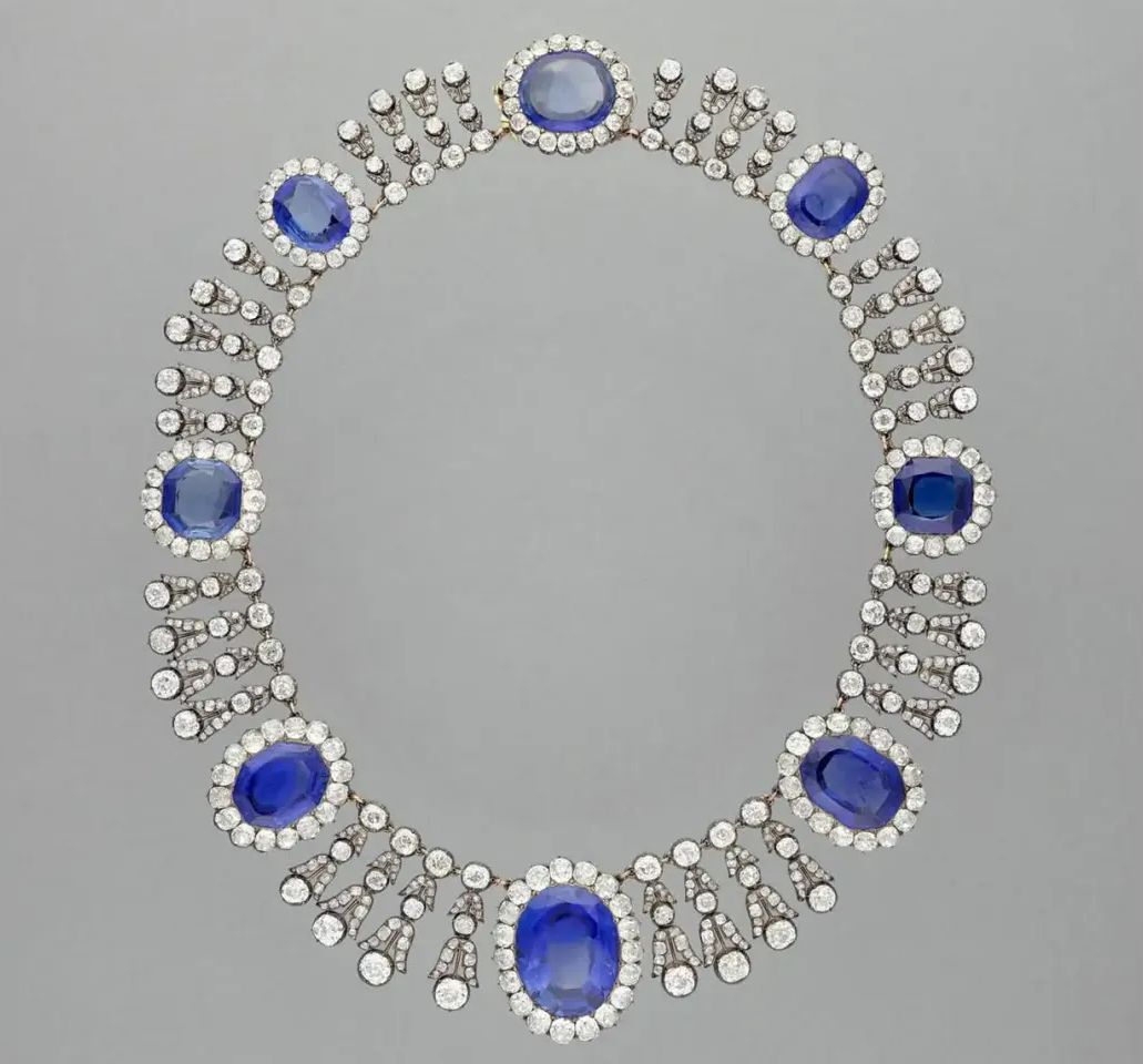Queen Hortense and Queen Marie-Amélie's Sapphire Necklace