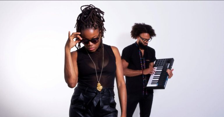 MALIKA TIROLIEN I CAULDER NASH
