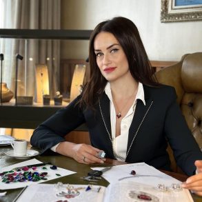 Dzenana Husejnagic Batkitar