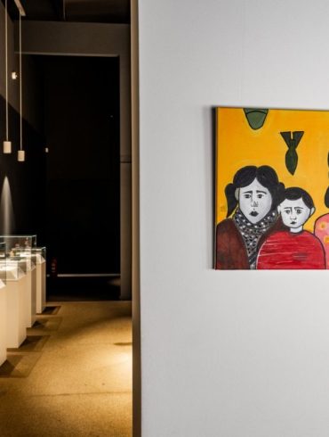 Murad Al-Assar, The Rose and the War (Ruža i rat), 2025 Gaza bijenale – Sarajevski paviljon, Muzej ratnog djetinstva fotografija: Benjamin Ibrulj