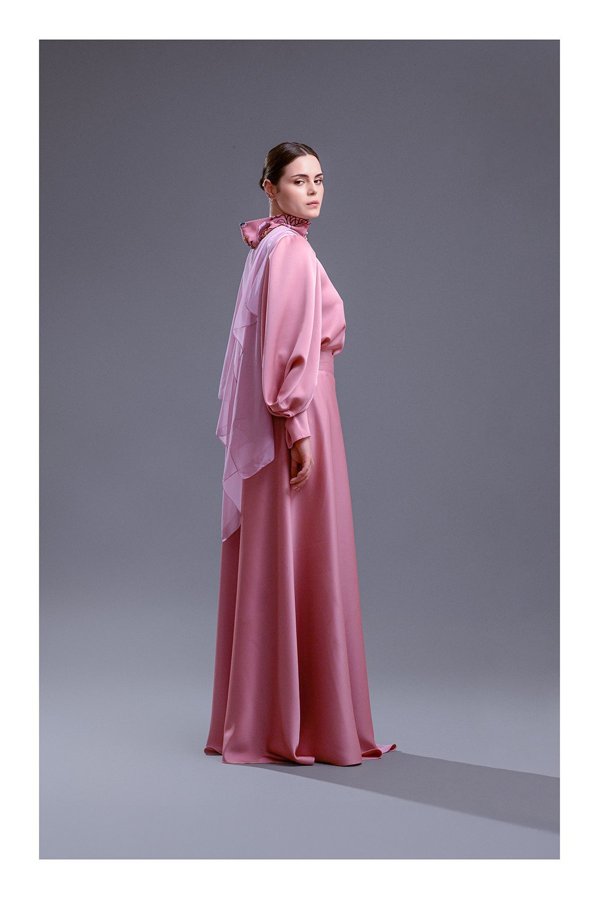 Kaftan studio predstavlja lookbook za komade iz capsule kolekcije "Modest edition".