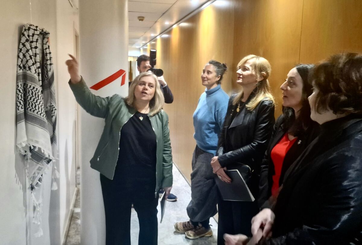 Ucesce bh umjetnica na kolektivnoj izlozbi u Barceloni (3)