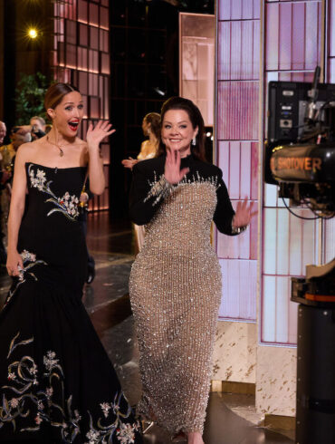 Rose Byrne and Melissa McCarthy backstage during the live 98th Oscars® at the Dolby Theatre at Ovation Hollywood in Los Angeles, CA, on Sunday, March 15, 2026.