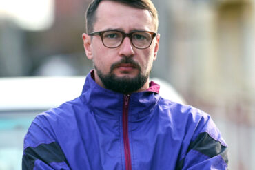 Portret Mladena Bundala, vizuelnog umetnika koji predstavlja Bosnu i Hercegovinu na 61. Bijenalu u Veneciji.