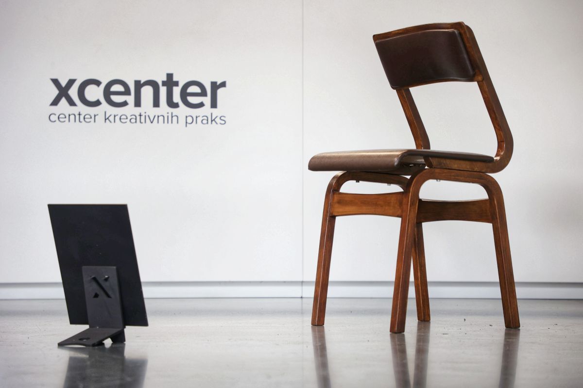 Ana Evtić, Sedeo, ergo sum, 2024. © Luka Carlevaris