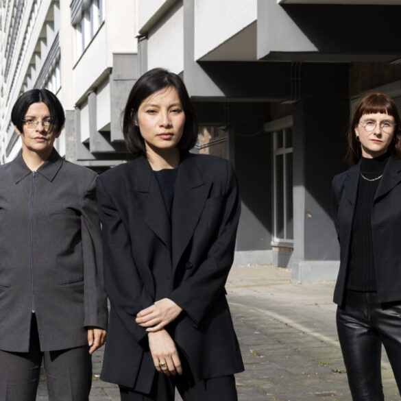 Henrike Naumann, Sung Tieu i kuratorica Kathleen Reinhardt, umjetnice i kustosica Njemačkog paviljona na 61. Međunarodnoj izložbi umjetnosti La Biennale di Venezia 2026 /foto_Victoria Tomaschko