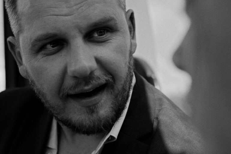 Aldin Omerović u ulozi Gorana u kratkom filmu Hybris, snimano u Sarajevu