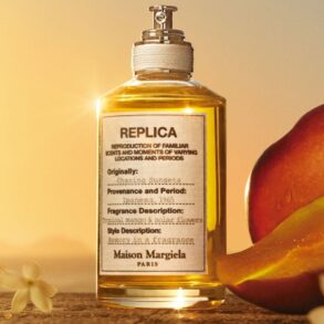 Maison Margiela Replica Chasing Sunsets EDT bočica uz svježi mango i bijele cvjetove tuberoze