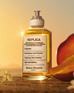Maison Margiela Replica Chasing Sunsets EDT bočica uz svježi mango i bijele cvjetove tuberoze