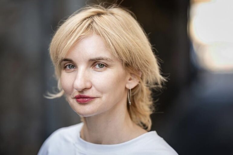 Alona Karavai, ukrajinska kustosica, kulturna radnica i autorica participativnog projekta UNBOXING.