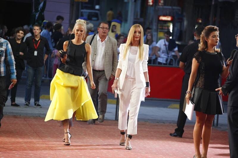 Martina Saira i dizajnerica Selma Starfinger na crvenom tepihu 20. Sarajevo Film Festivala 2014 - FBL Magazin