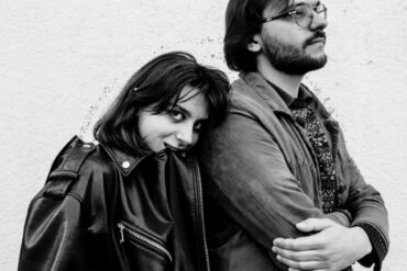Duo Alembik - crno-bijeli portret muzičkog dua, izvođača na Tuzla Jazz Festu iz Sjeverne Makedonije