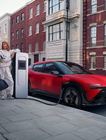 Hyundai postaje zvanični automobilski partner UEFA Lige prvaka do 2031. godine, a partnerstvo predvodi potpuno električni IONIQ 3.