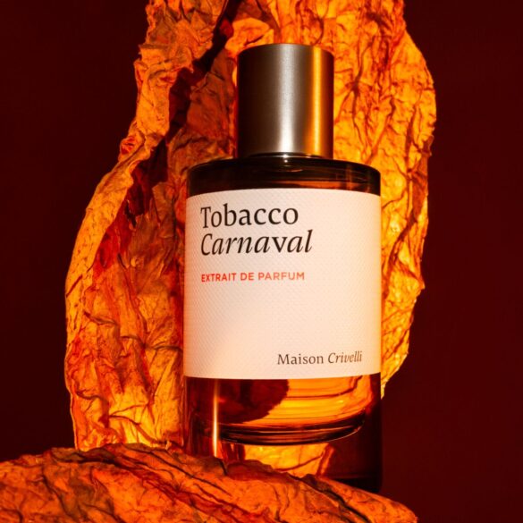 Maison Crivelli Tobacco Carnaval extrait de parfum u toplim amber i narandžastim tonovima